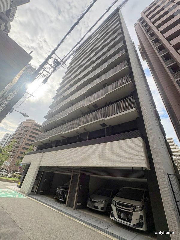 コンフォリア京町堀　仲介手数料無料の外観