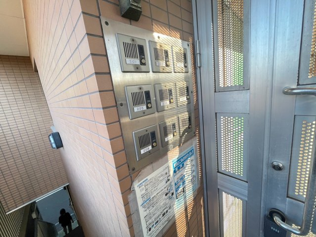 フラット緑泉公園　バストイレ別　最上階　オートロックのその他共用部分