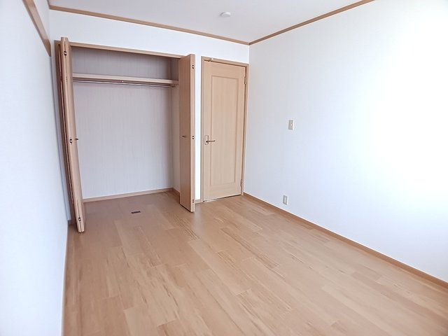 グリーンヒルズＥの内装