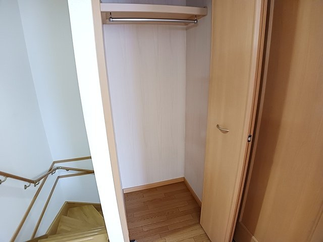 グリーンヒルズＥの収納