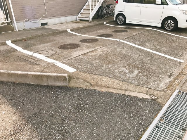 シャルム Ａの駐車場|駐車場