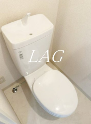 【トイレ】 | b'CASA K.Higashijujo | トイレです。