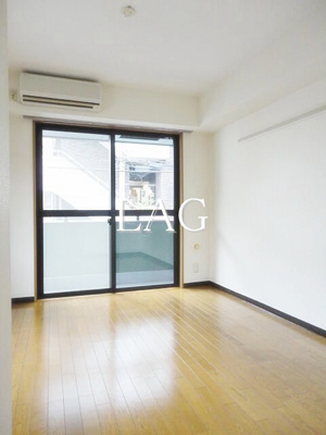 【居間・リビング】 | らぶにーる | 洋室のお部屋です。