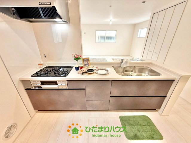 蓮田市緑町　新築一戸建て　リーブルガーデンのキッチン
