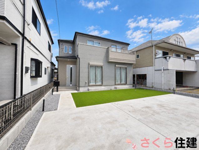 宇都宮市岩曽町1379番　A号棟の外観