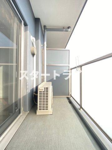 大阪市淀川区木川西３丁目の賃貸マンションのバルコニー