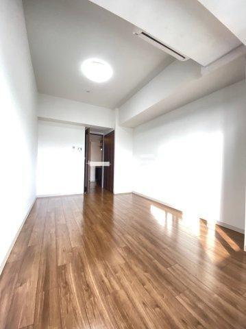 大阪市淀川区木川西３丁目の賃貸マンションの寝室