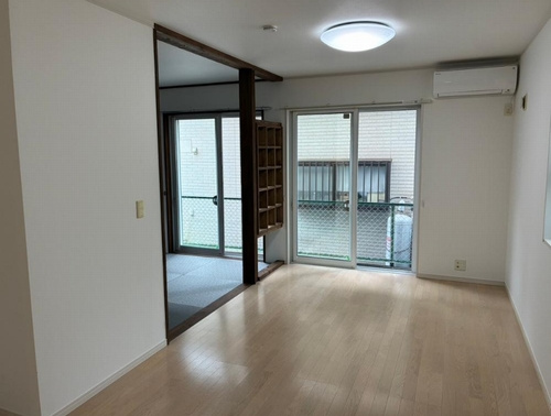 【仲介手数料０円】相模原市緑区二本松2丁目　中古一戸建ての居間・リビング|相模原市緑区二本松2丁目　中古一戸建て