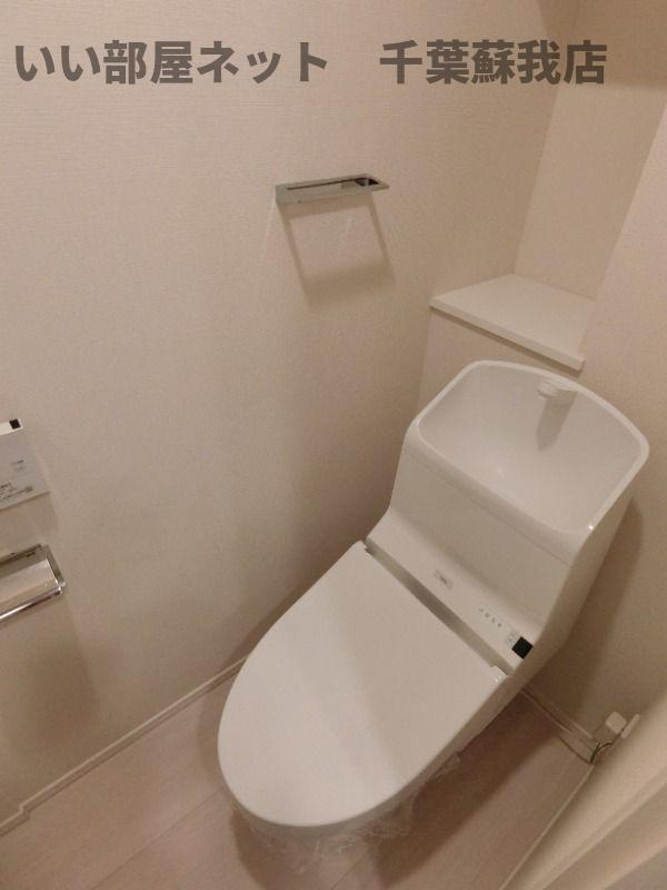 千葉中央・大庄マンションのトイレ|落ち着いた色調のトイレです