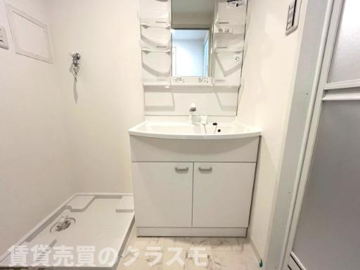 GRANDOCEAN京阪本通の洗面所
