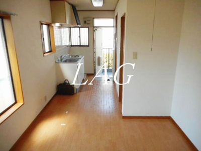 【居間・リビング】 | エバグリーン浜田山 | 洋室のお部屋です。