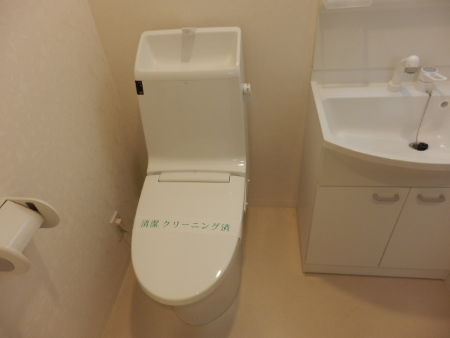 ヴェラハイツ白楽のトイレ