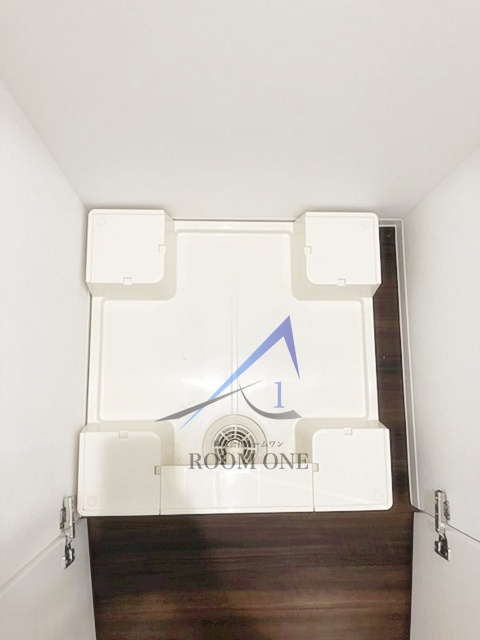 メイクスデザイン門前仲町GROVE の設備|洗濯機置き場です。