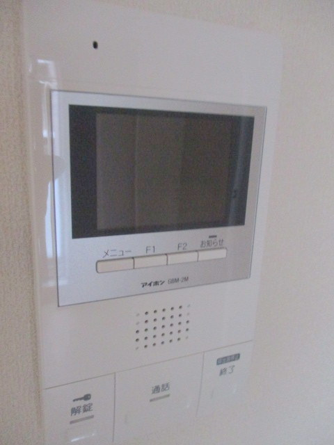 エスポワール溝の口の設備|防犯面も安心のＴＶモニタ付インタホン