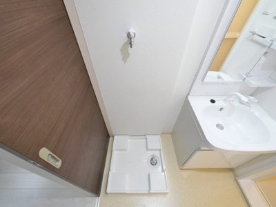 【設備】 | F asecia copper | 洗濯機置き場です