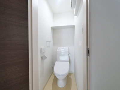 【トイレ】 | F asecia copper | 落ち着いた色調のトイレです