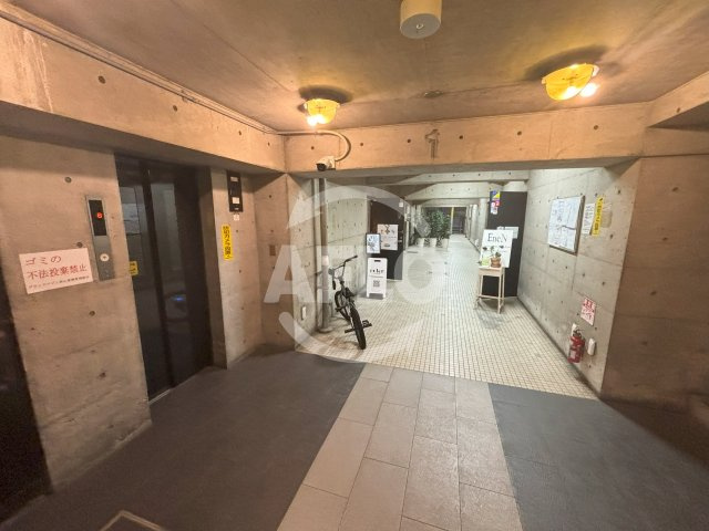 グランドメゾン西心斎橋（テナント）のロビー|グランドメゾン西心斎橋　ロビー