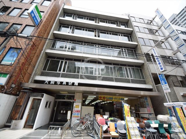大阪写真会館のエントランス|大阪写真会館　エントランス