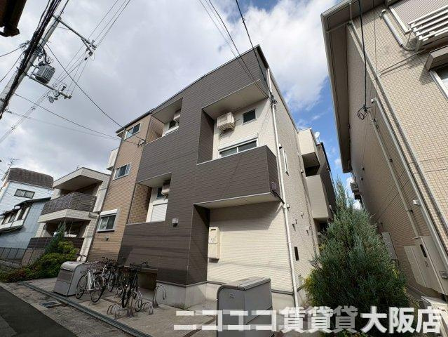 大阪市住之江区安立１丁目のアパートの外観