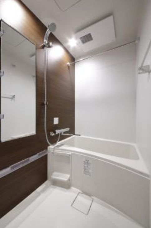 浦安市当代島１丁目の賃貸マンションの浴室