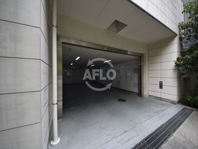 アーバンフラッツ瓦町の駐車場|アーバンフラッツ瓦町　駐車場