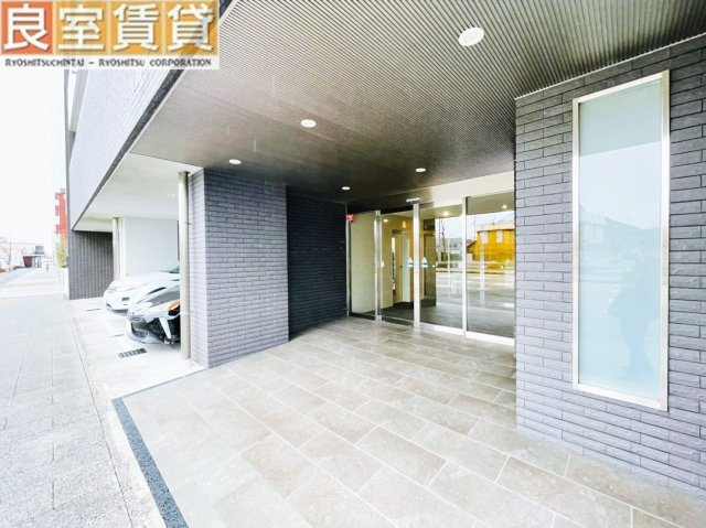 【エントランス】 | パルティール御器所