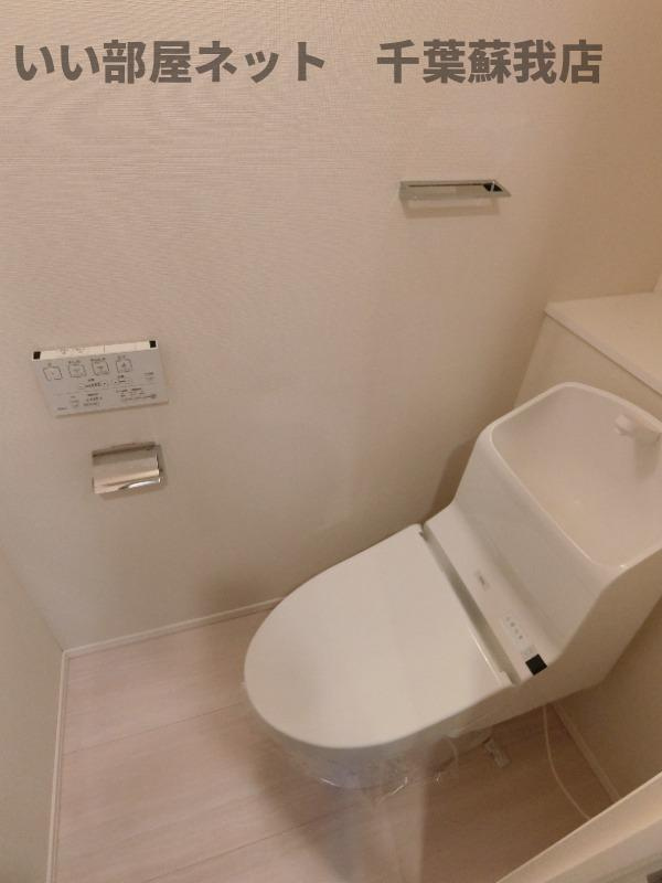 千葉中央・大庄マンションのトイレ|落ち着いた色調のトイレです