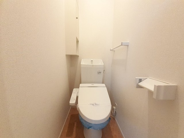 サンローラTのトイレ|清潔感のあるトイレです。