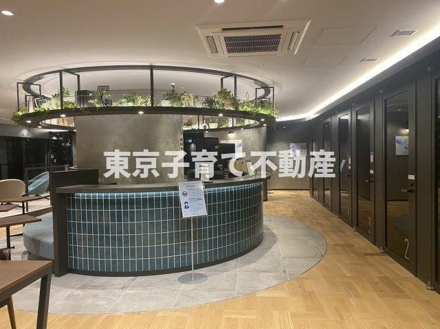パークタワー勝どきミッドのエントランス