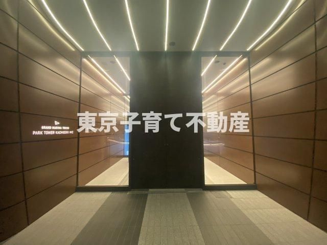 パークタワー勝どきミッドのエントランス