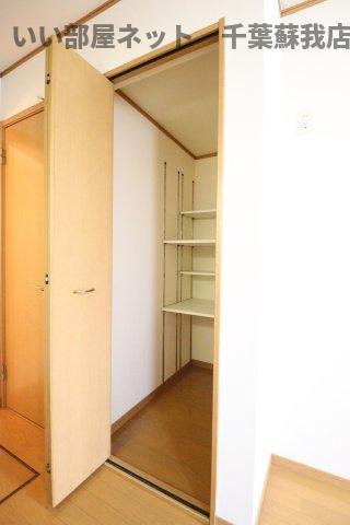 サンハイム・ユタカの収納|小物を収納するのに便利です