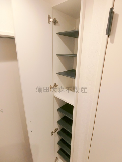 ソルナクレイシア蒲田の設備|玄関収納
