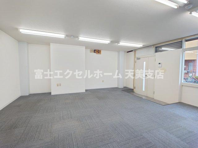 アパートメント住之江のロビー
