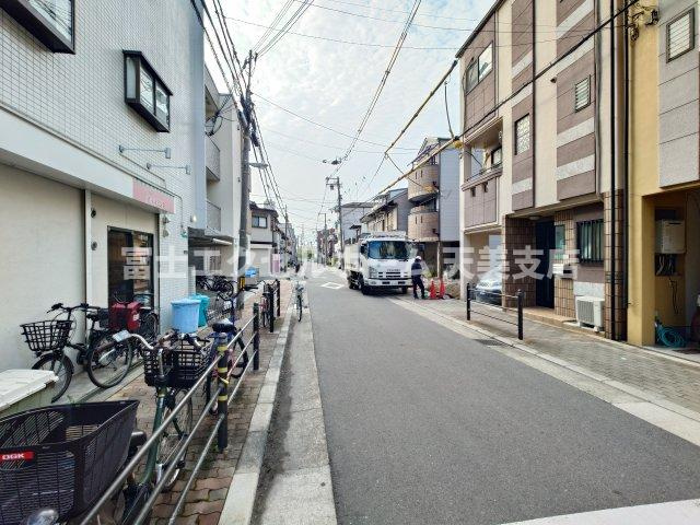 アパートメント住之江の駐車場