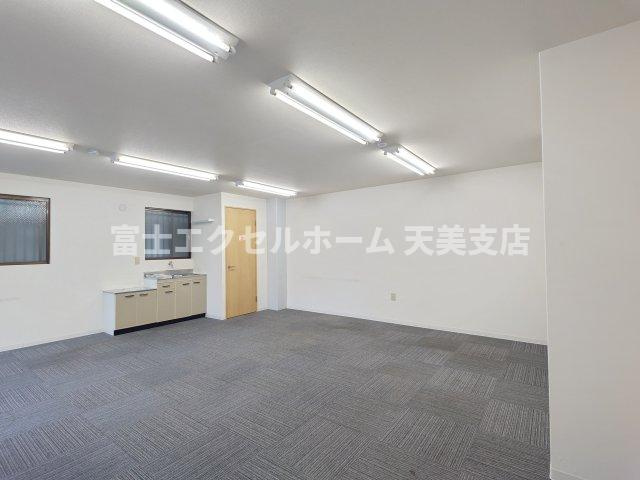アパートメント住之江のロビー