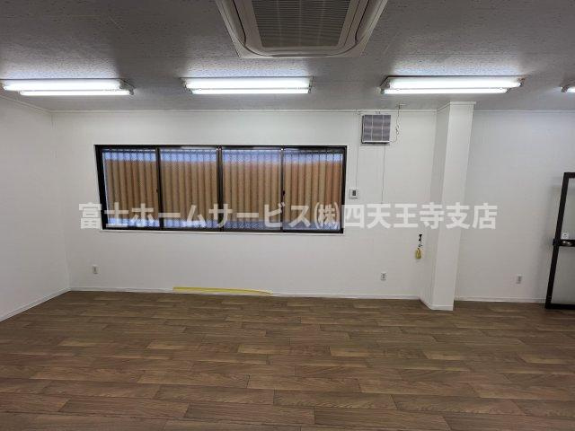 上本町アーバンビルの内装
