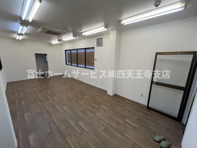 上本町アーバンビルの内装