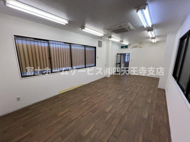 上本町アーバンビルの内装