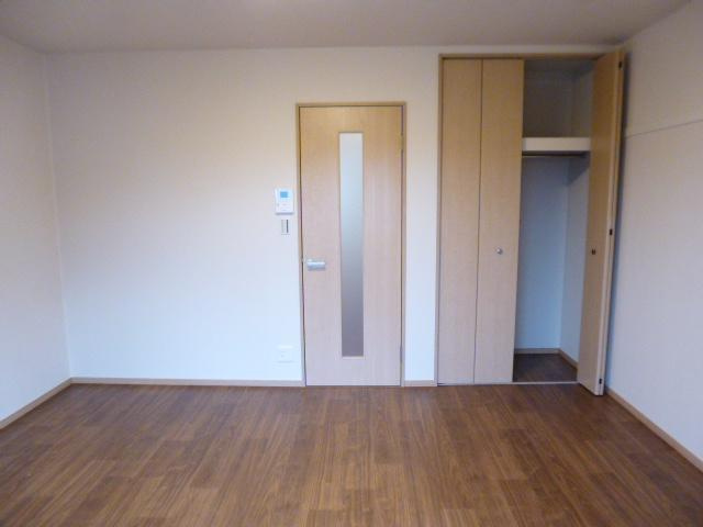 エルメゾン市ヶ尾の寝室