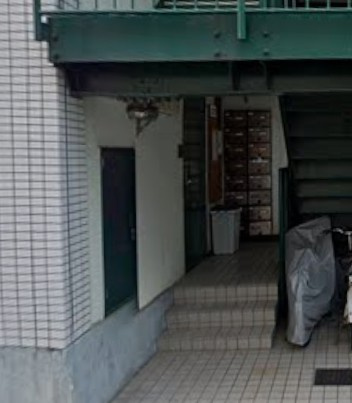 タマルコーポ平野のエントランス