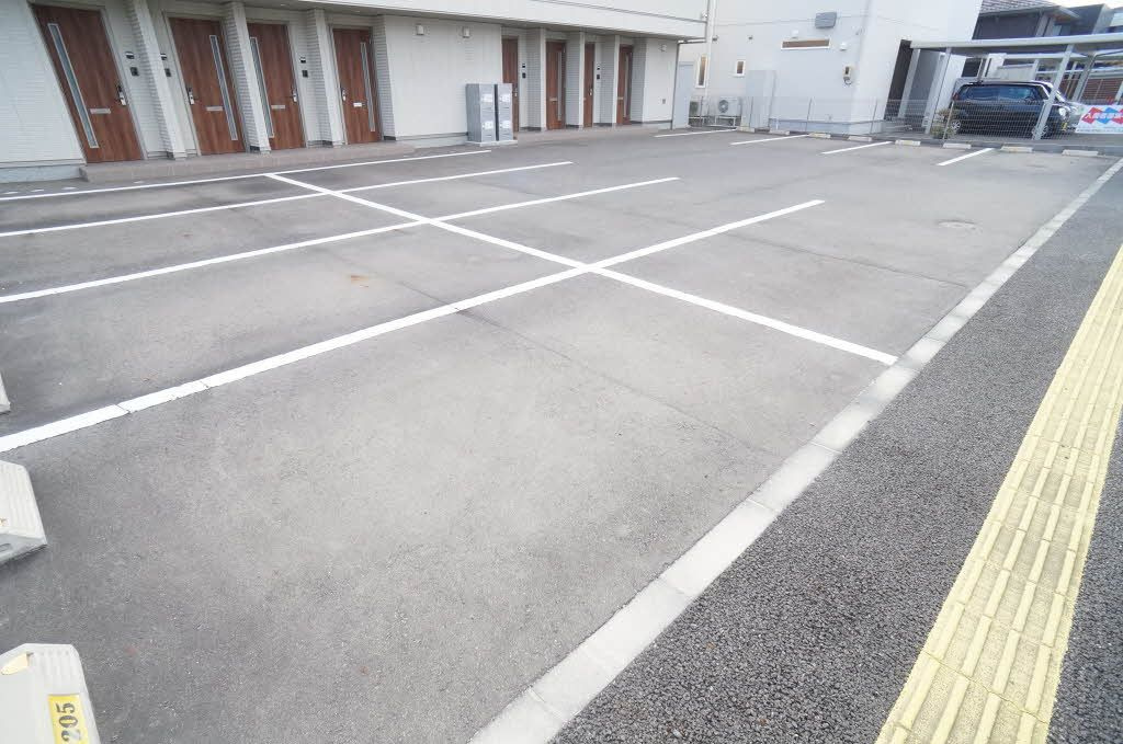 ディアコート盛岡の駐車場
