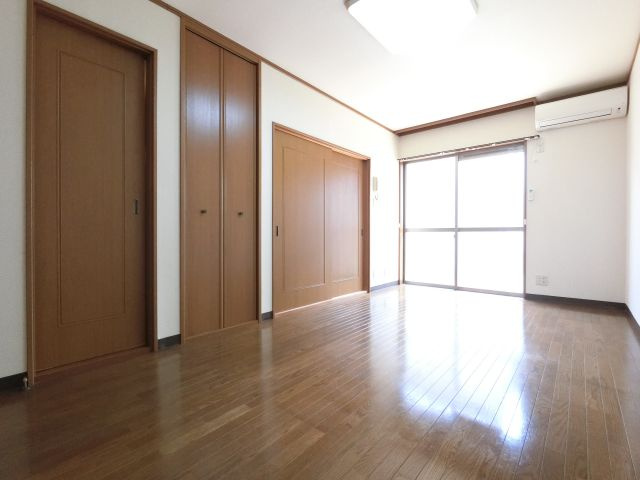 【居間・リビング】 | ヒルサイドおゆみ野　A
