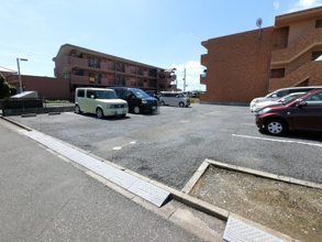 【駐車場】 | リバーストーン　B