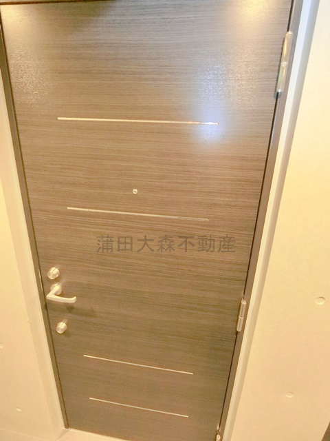 GENOVIA大森町Ⅱの玄関