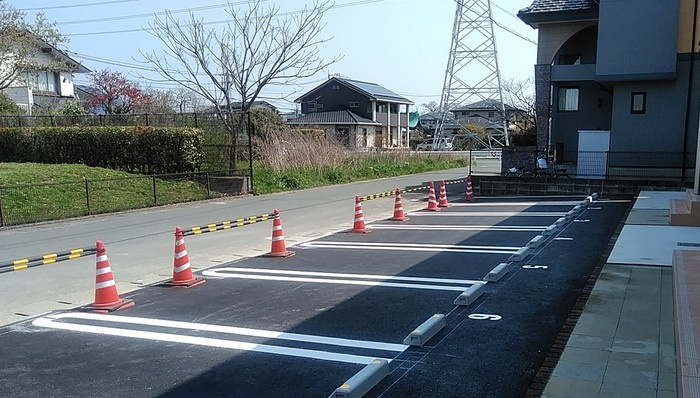 熊本市東区下江津４丁目のアパートの駐車場