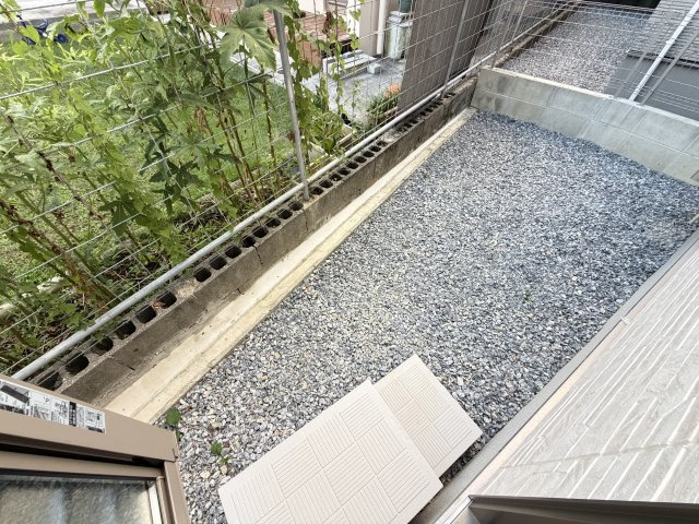宜野湾市嘉数（全6棟）6号棟の外観|6号棟　勝手口♪