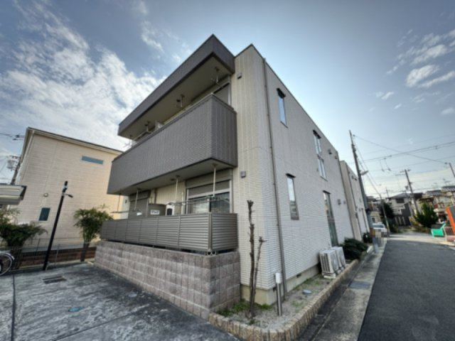 メゾンルシェルの外観