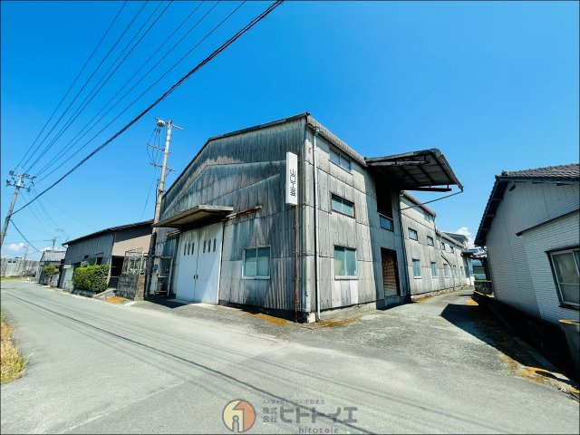 大川市新田倉庫の外観