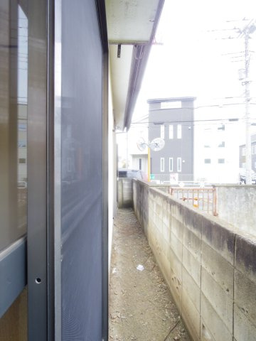 小山貸家のバルコニー