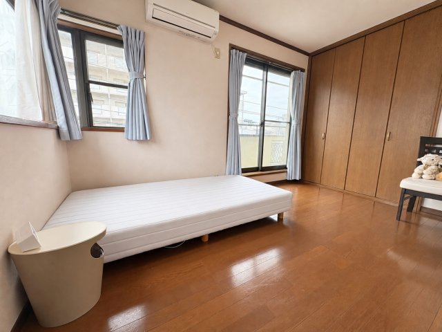 江戸川区松江5丁目　中古戸建の洋室|３階
